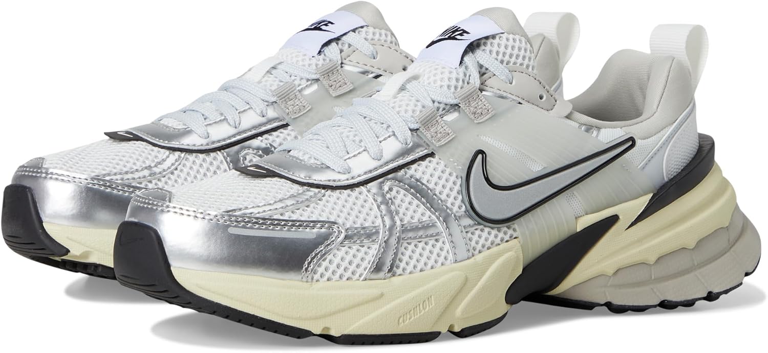 Nike Women's V2K Run Shoes